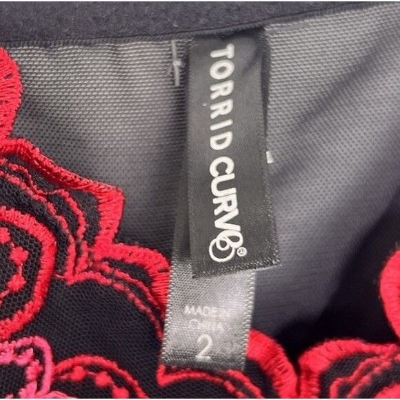 Torrid Babydoll Top Chemise Triangle Embroidered Hearts Pink Size 2X Romantic - Picture 7 of 8